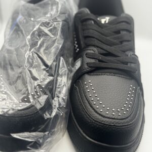 Louis Vuitton Men's Black Rivet Trainer Sneakers us 9.5